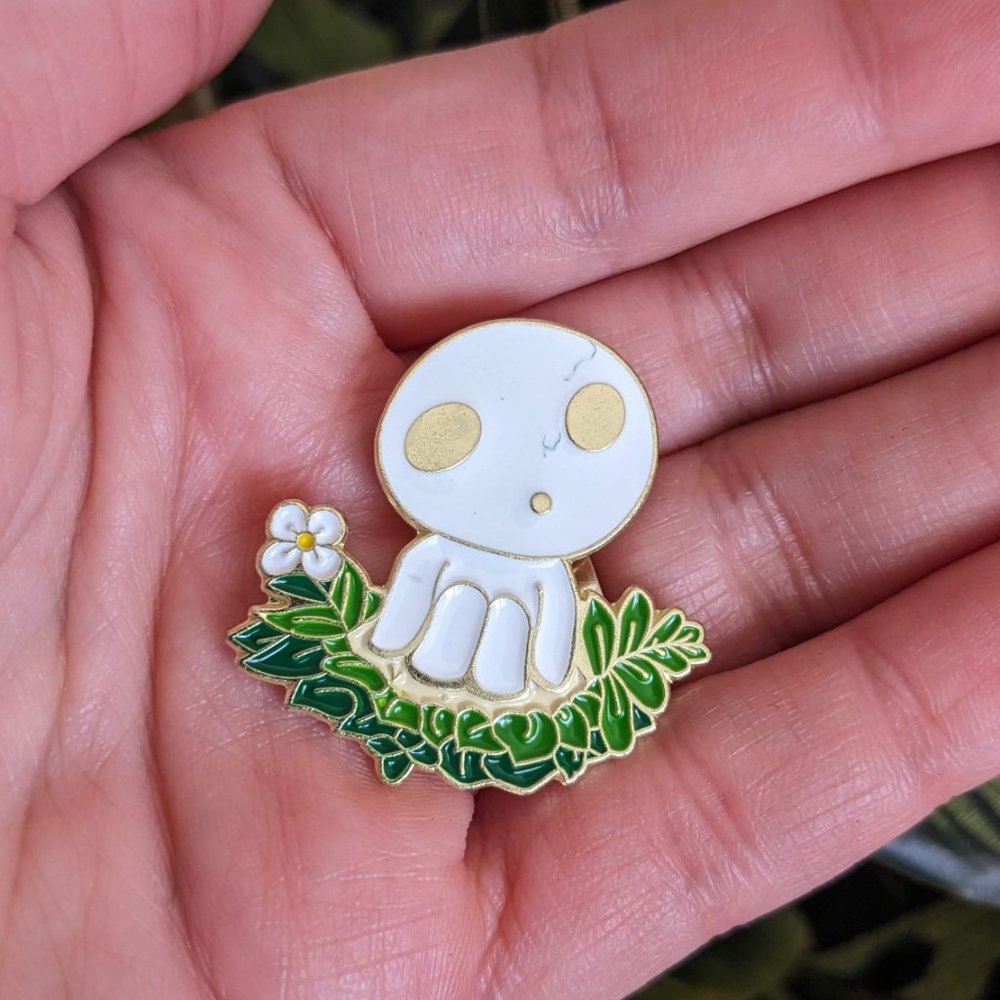 3/$10 ♥️ Studio Ghibli pin